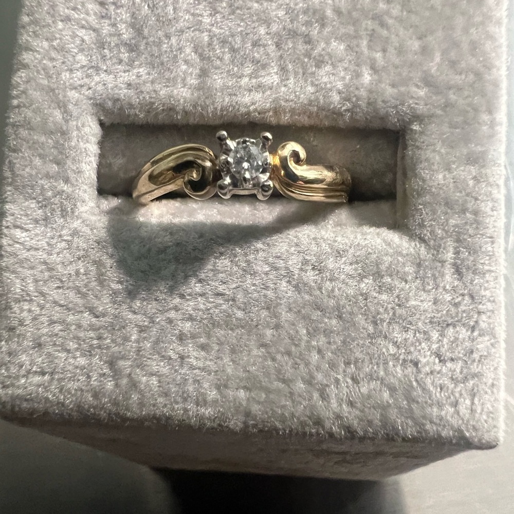 14k Solid Yellow Gold Tiny Diamond Ring - image 1